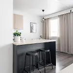 1br Next To Railway Station & Nokia Arena タンペレ