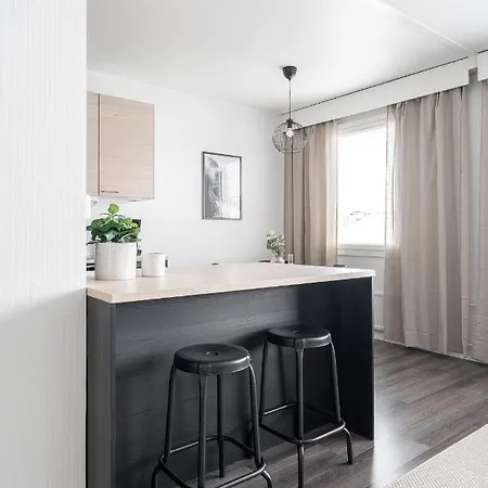 1br Next To Railway Station & Nokia Arena Tampere