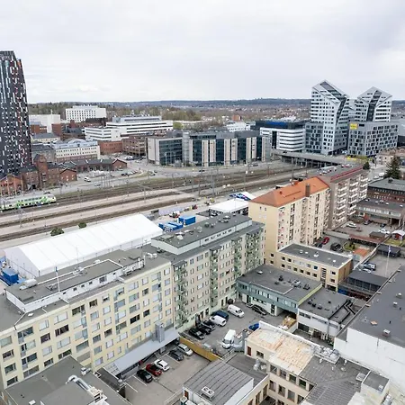 아파트 Newly Renovated 1br That Hosts Up To 8 Guests *